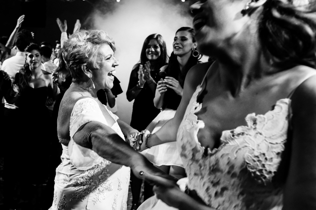 fiesta Casamiento Judío Astilleros Milberg  bailando 