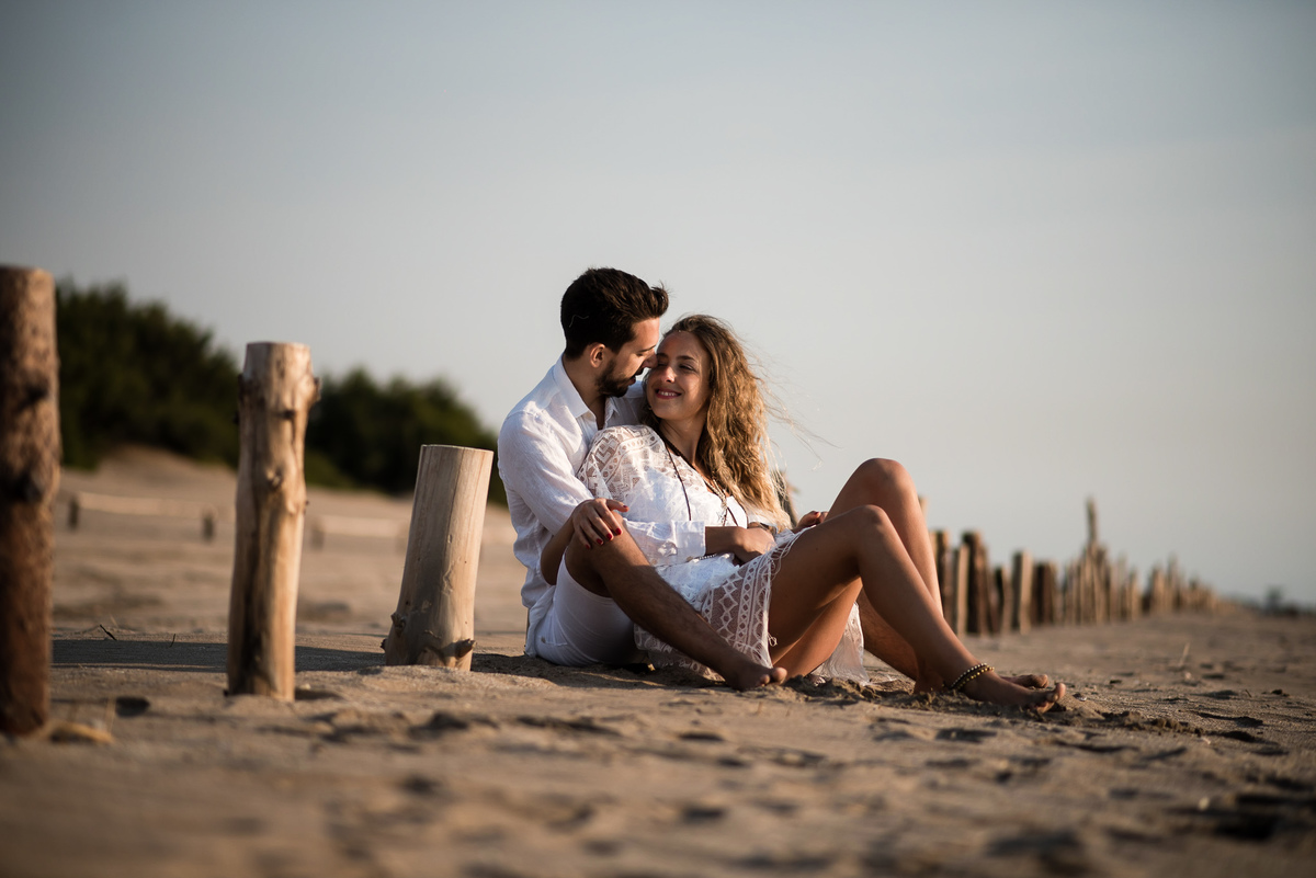 Engagement session Sesión pre boda en la playa Carilo