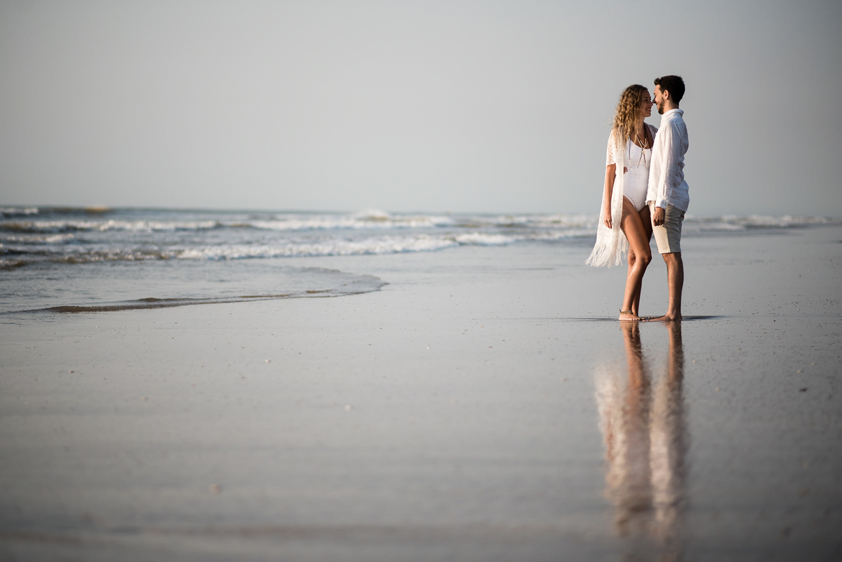 Engagement session Sesión pre boda en la playa Carilo