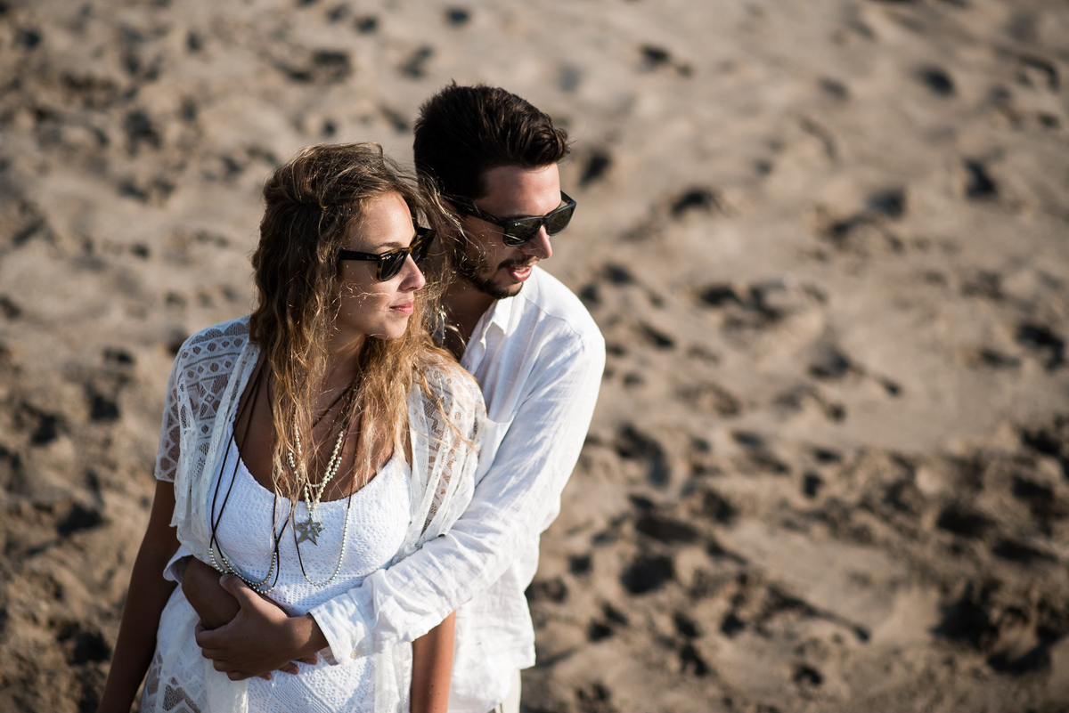 Engagement session Sesión pre boda Amanecer en la playa Cariló