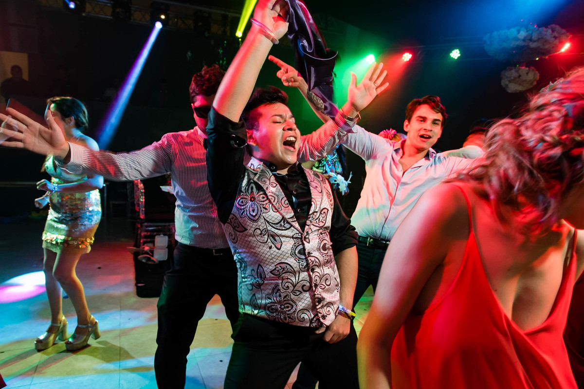 boda gay casamiento igualitario LGBT fiesta baile