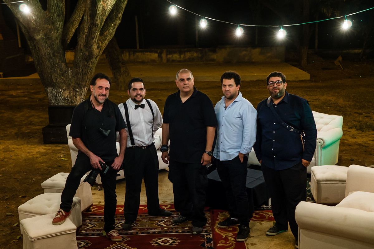 el team de fotografía y video de la boda 