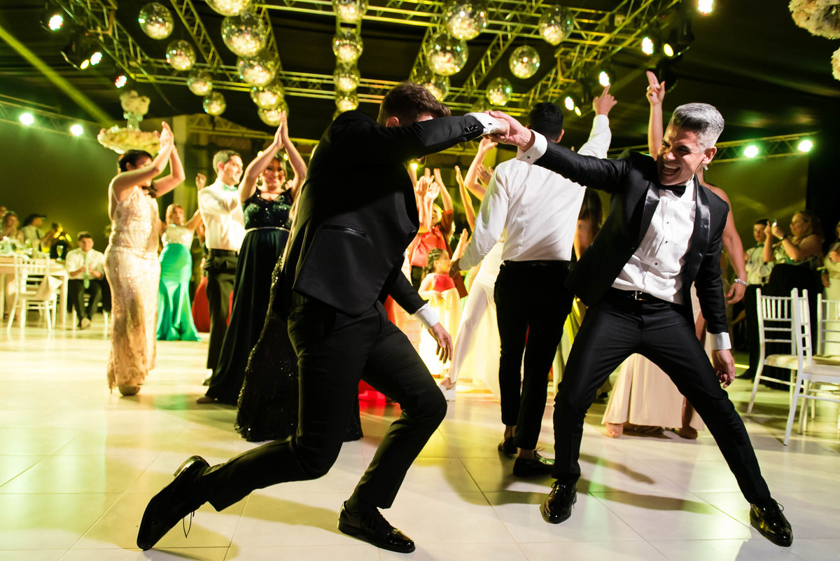 boda gay casamiento igualitario LGBT Los Novios coreografía fiesta