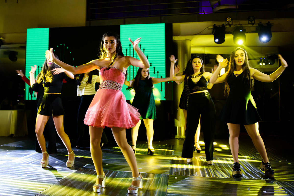 coreografía Baile Eventos Buenos Ayres 15 años Mica Z