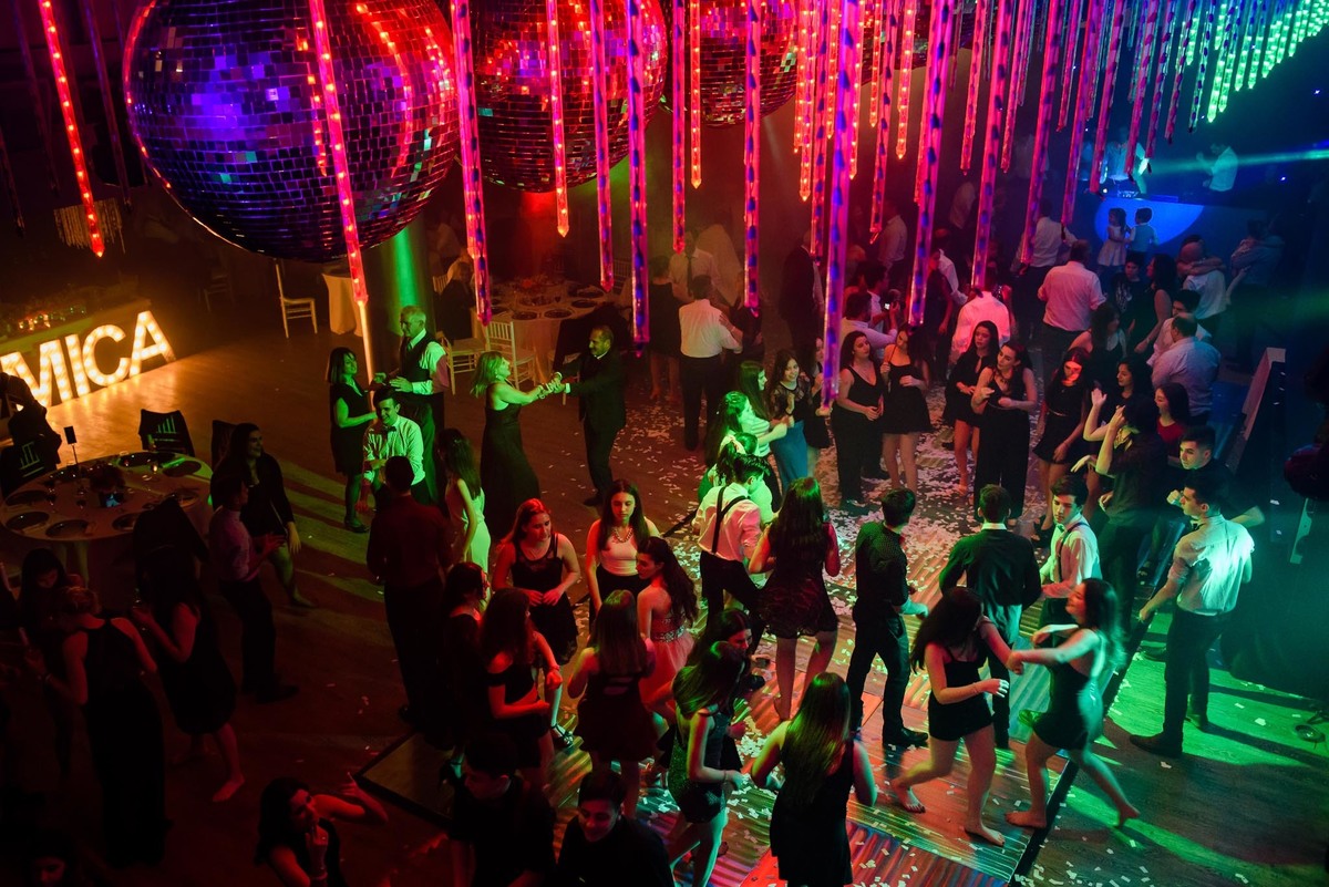 Baile Eventos Buenos Ayres 15 años Mica Z pista de baile vista desde arriba
