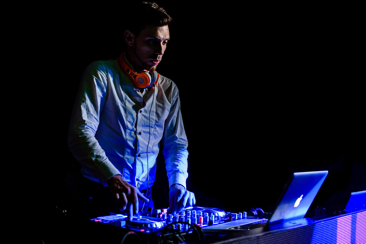 Sarapura DJ Eventos Buenos Ayres 15 años Mica Z