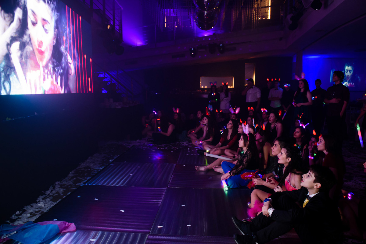 Pantalla video Eventos Buenos Ayres 15 años Mica Z