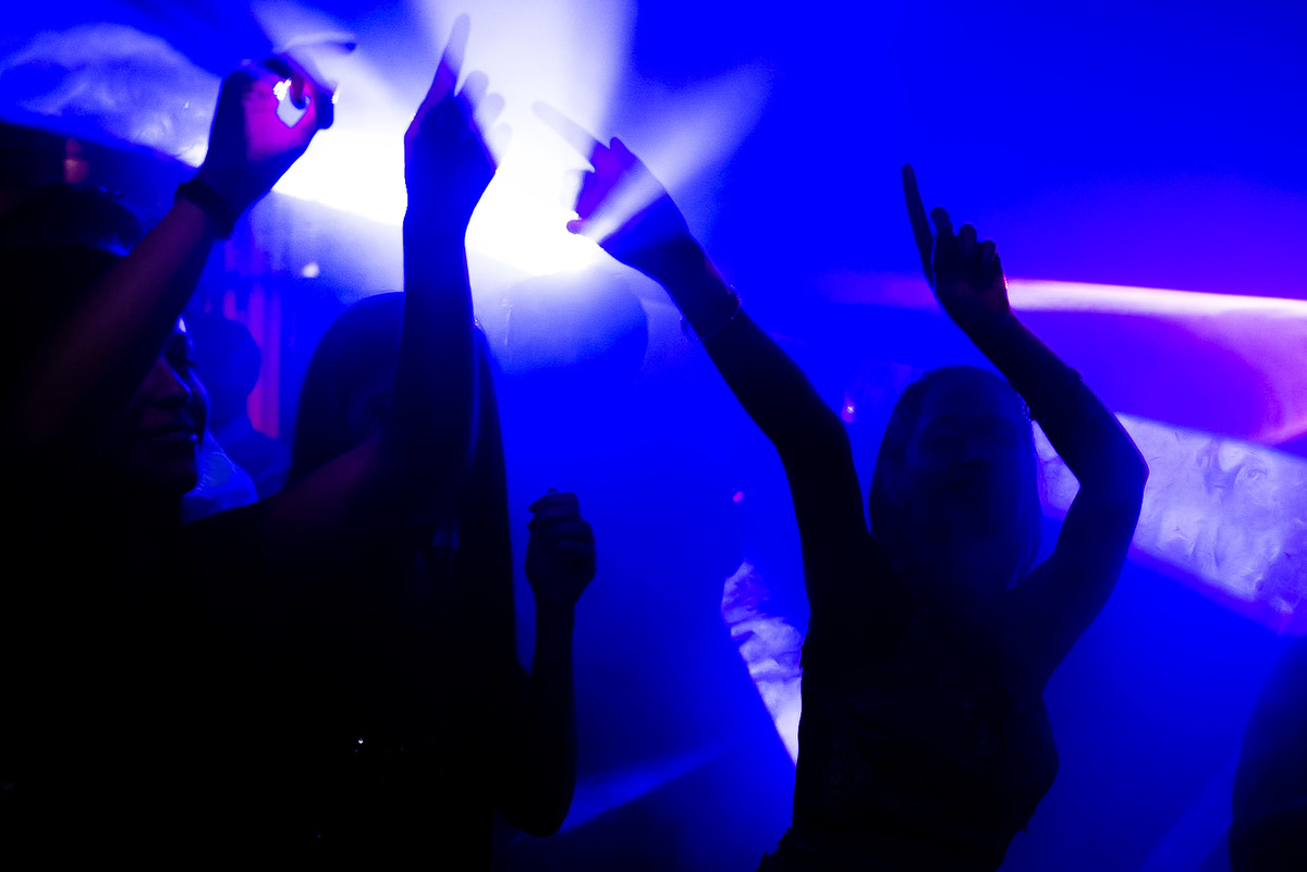 Fiesta contra luz Boda en Punta Carrasco Diego Fiorita Dj