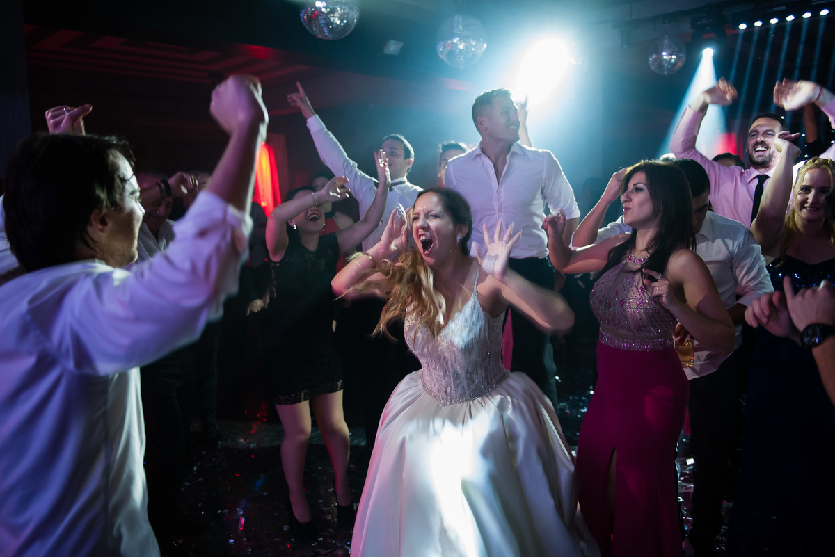 Boda en Punta Carrasco  fiesta novios bailando Diego Fiorita Dj