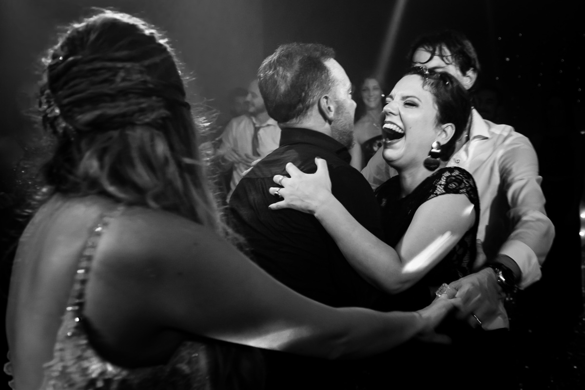 Boda en Punta Carrasco fiesta baile blanco y negro casamiento Diego Fiorita Dj