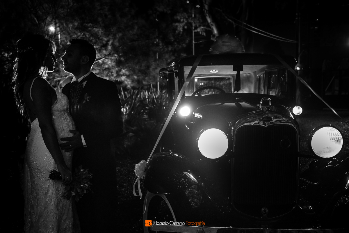 retrato novios blanco y negro en Punto Bahīa eventos