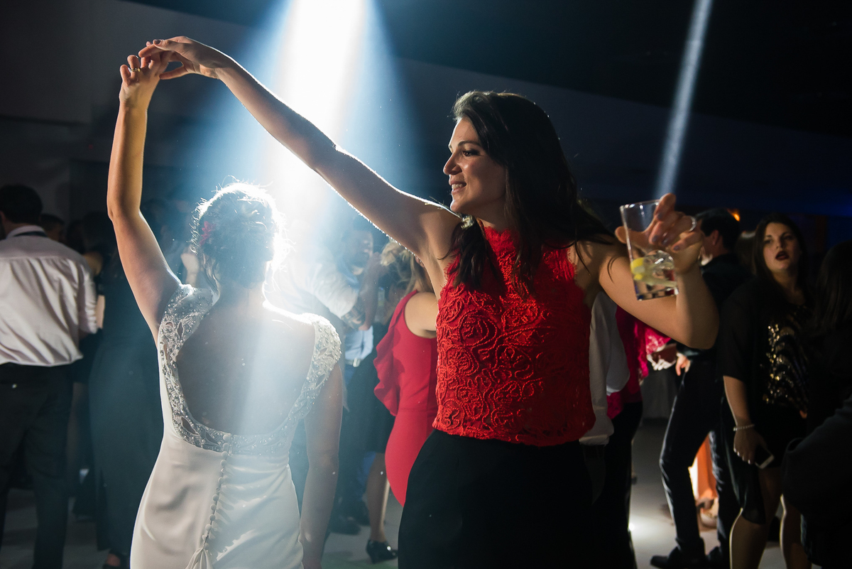 Bailan la novia Ceremonia civil en Parada Uno Funes