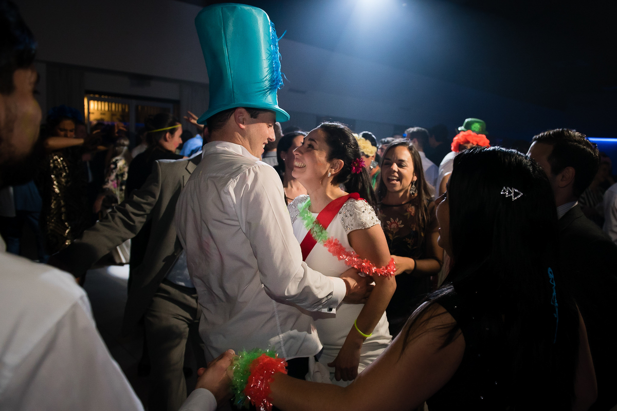 Bailan la novia Ceremonia civil en Parada Uno Funes