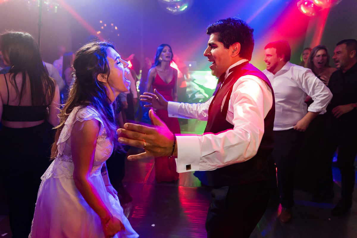 Novios bailan en Bellinzona Grupo Sarapura Dj