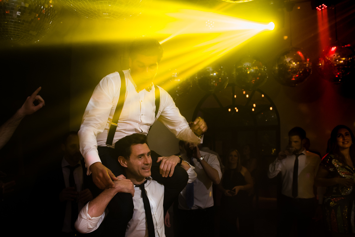 Novio en andas Grupo Sarapura DJ en Bellinzona