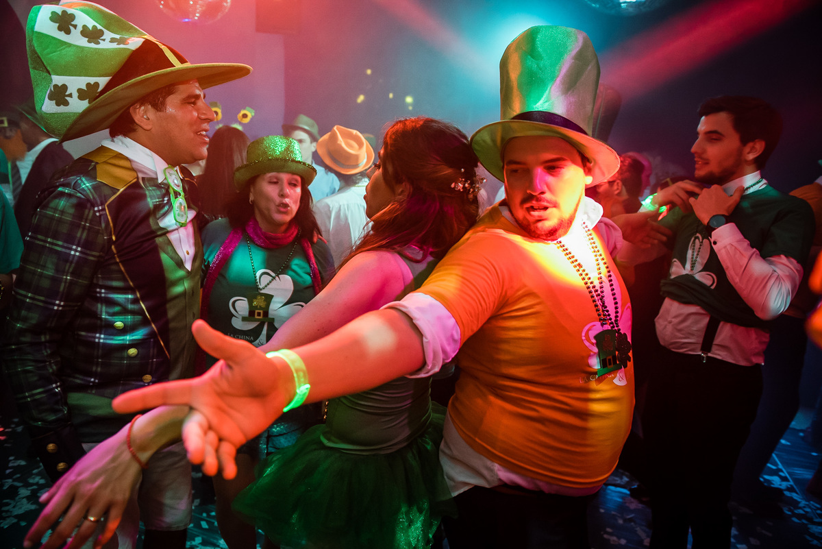 Fiesta en Bellinzona Grupo Sarapura Dj