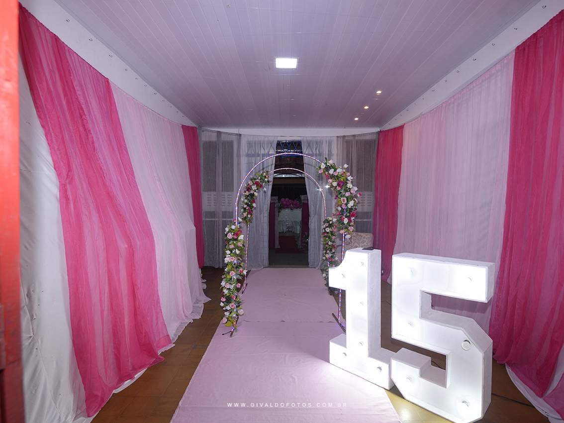 Festa Debutante Ysla Leyva