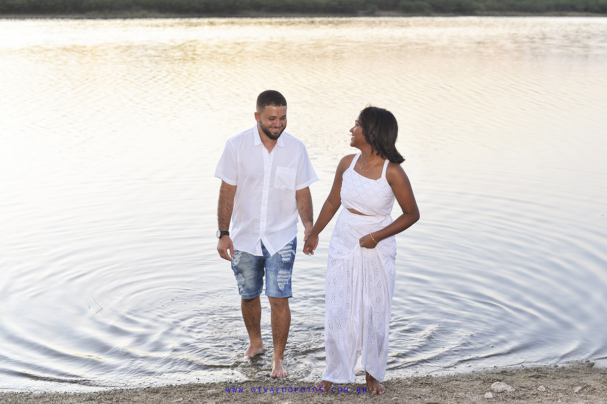 Fotografia Pré-wedding casamento açude na cidade de valente-BA.  