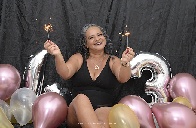 Ensaio de marta Santos em homenagem aos seus 43 anos