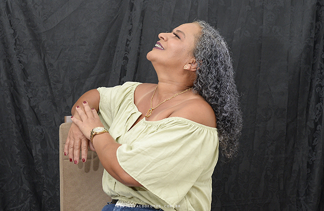 Ensaio de marta Santos em homenagem aos seus 43 anos