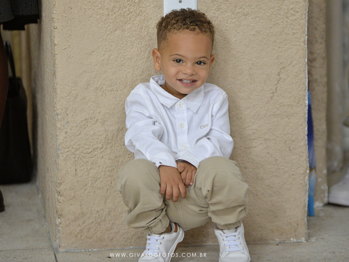 O Santo batismo de Henrry