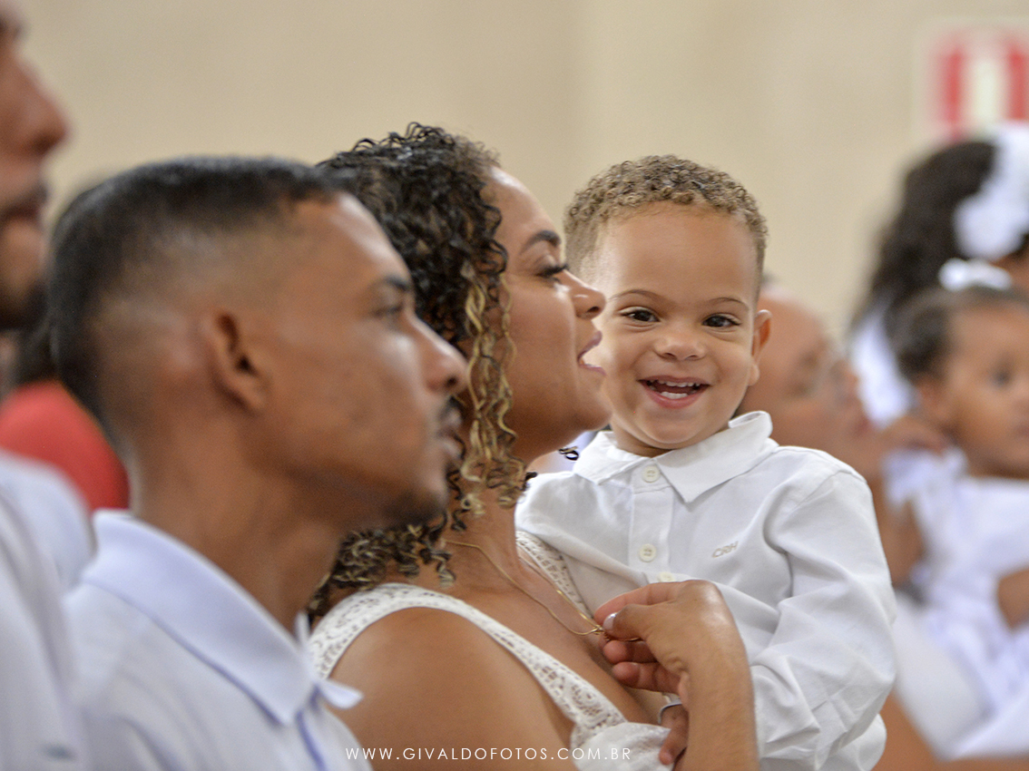 O Santo batismo de Henrry