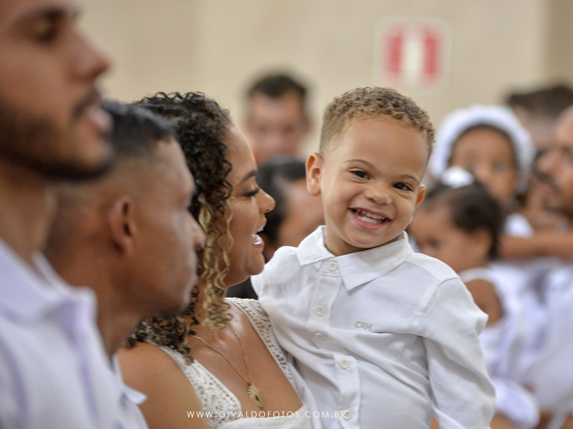 O Santo batismo de Henrry