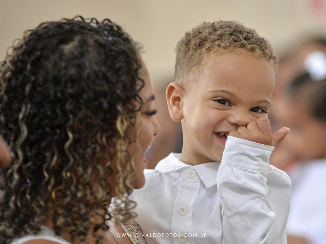 O Santo batismo de Henrry
