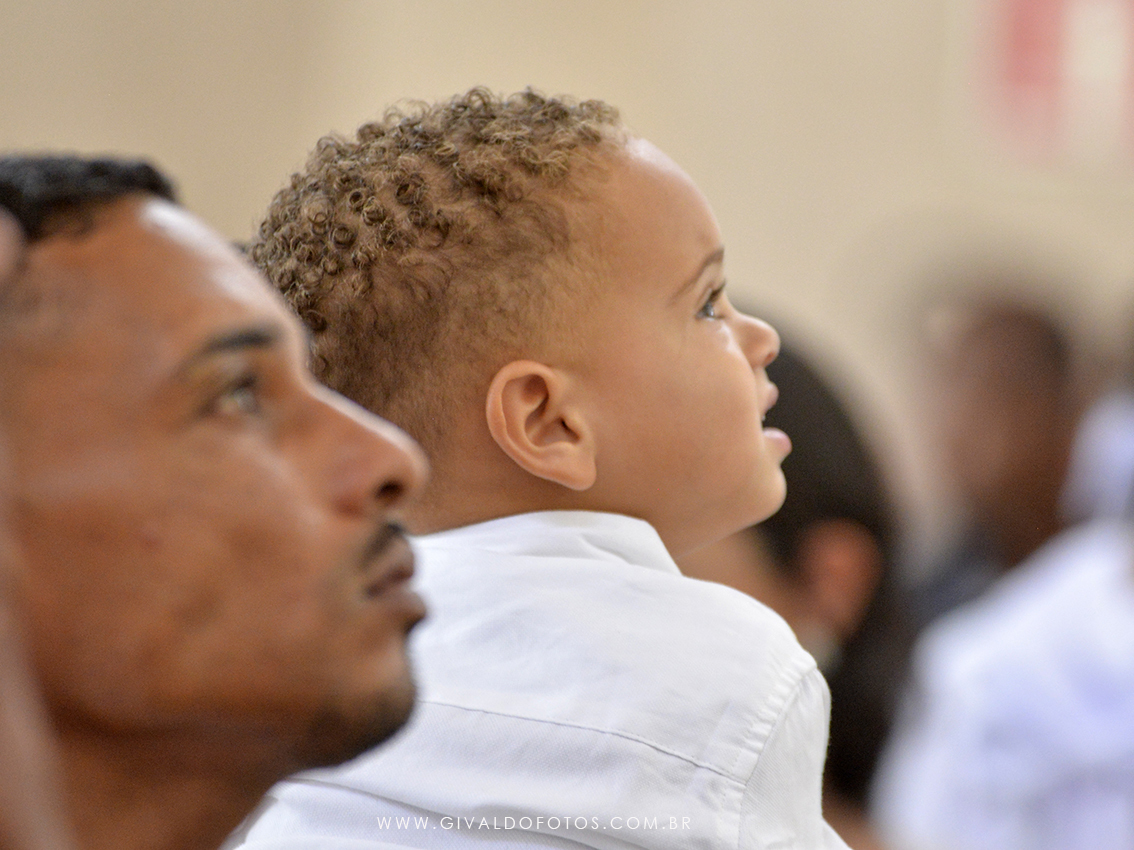 O Santo batismo de Henrry