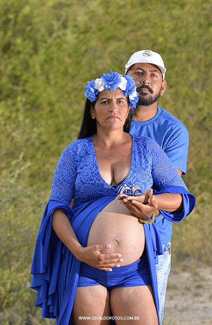 Tai Silva gestante de 9 meses 