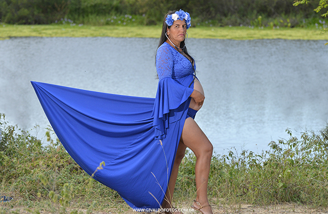 Tai Silva gestante de 9 meses 