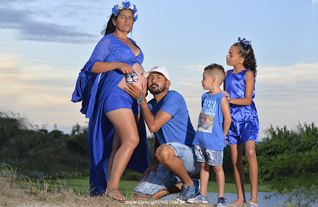 Tai Silva gestante de 9 meses 