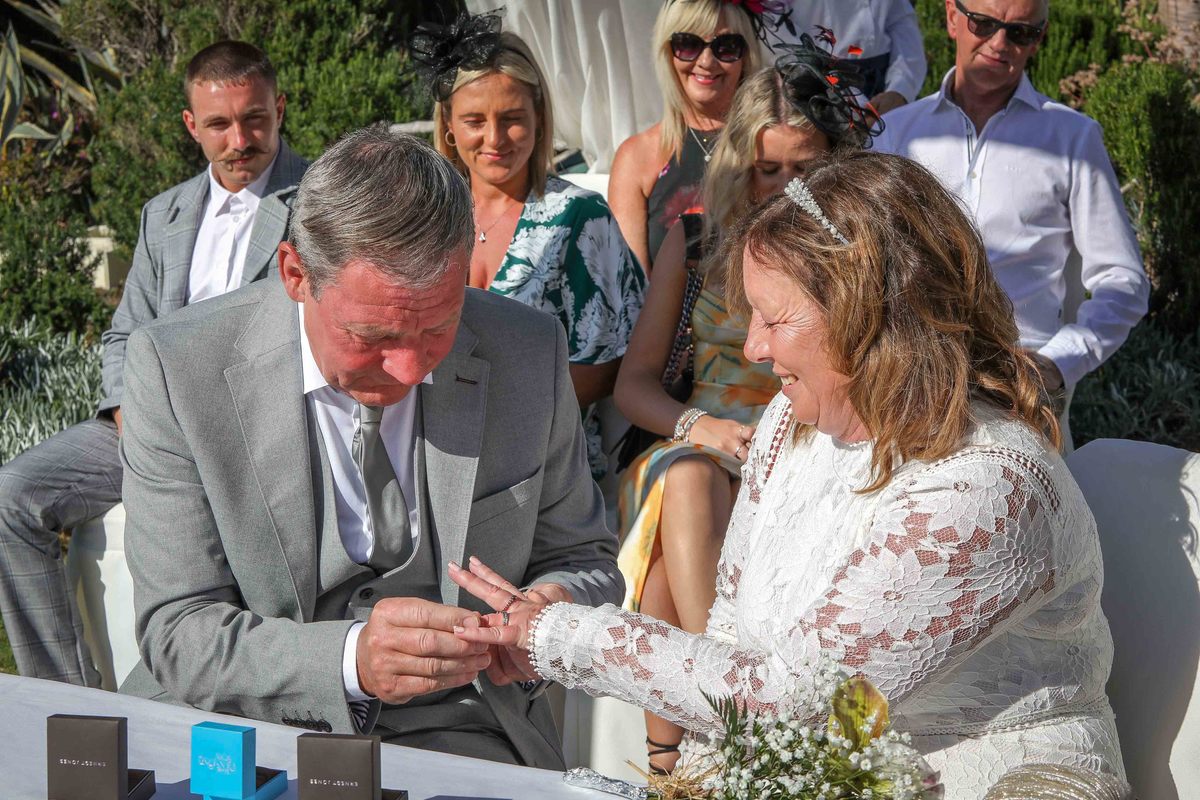 Certificate of Marriage - Isabel Walker & Douglas Walker - 50º Weding Aniversary