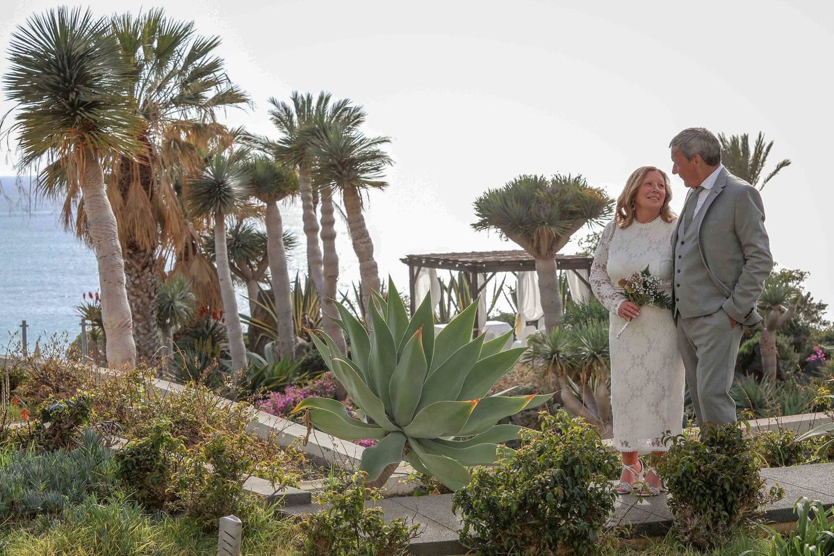 Certificate of Marriage - Isabel Walker & Douglas Walker - 50º Weding Aniversary