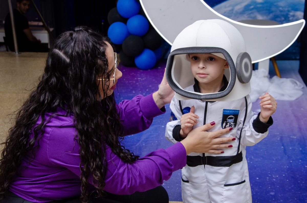 aniversario infantil fantasia de astronauta infantil