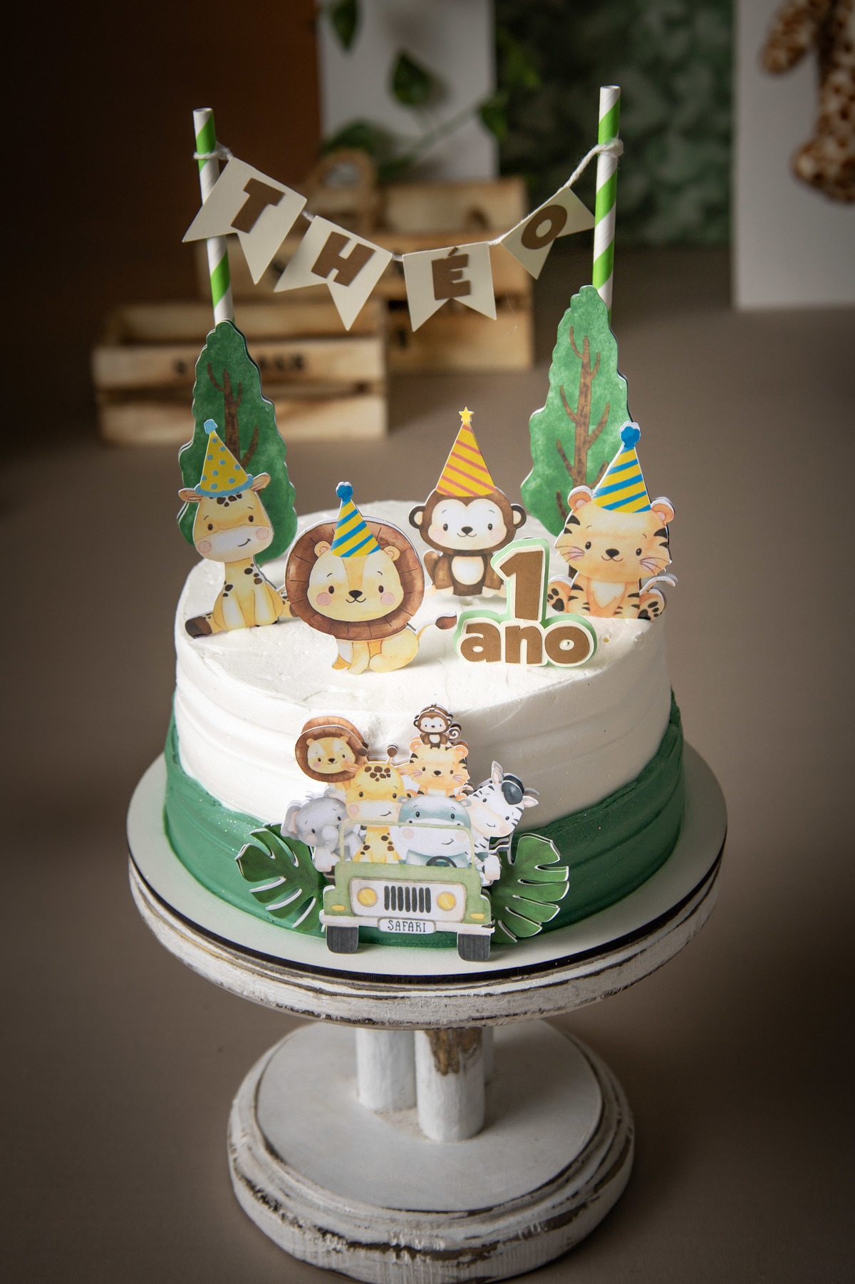 Bolo para ensaio fotografico infantil smash the cake menino safari 