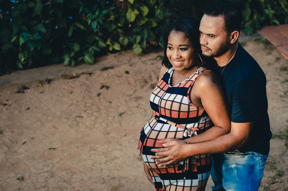 ensaio de gestante e casal externo com luz natural Parque Fazenda Lagoa do Nado