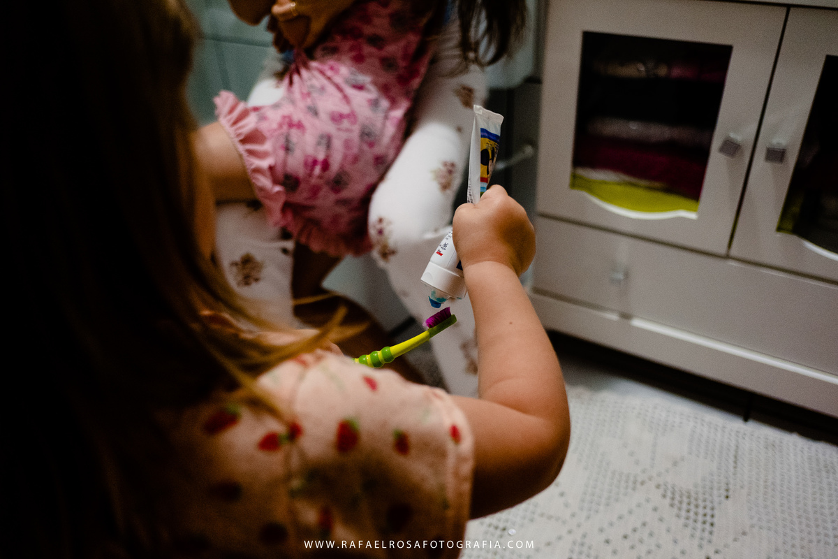 hora de escovar os dentes