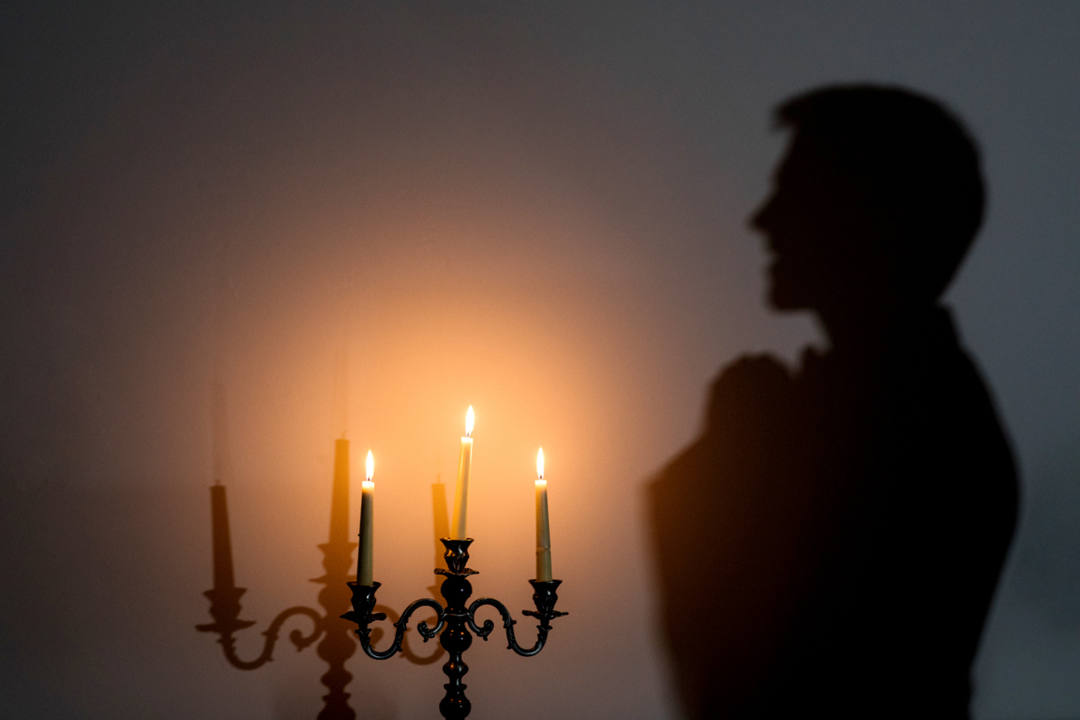 groom getting ready at home