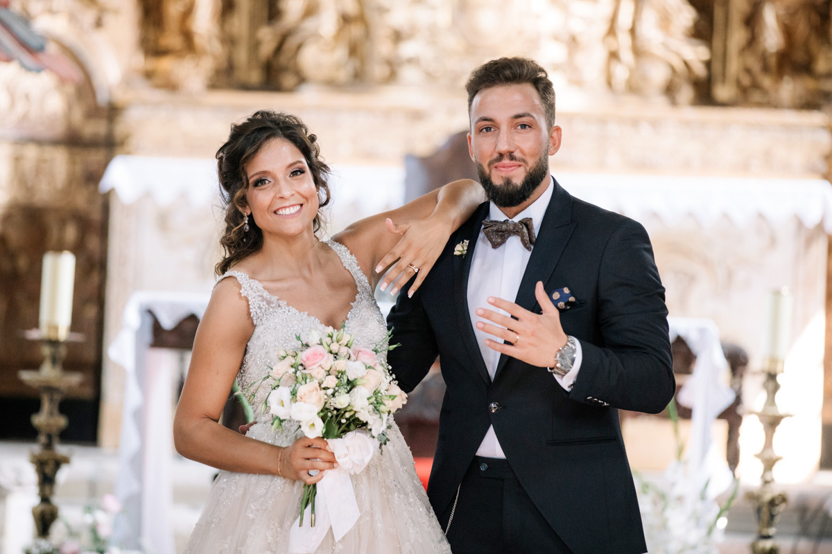 noivos casam-se na igreja das Pias em Lousada