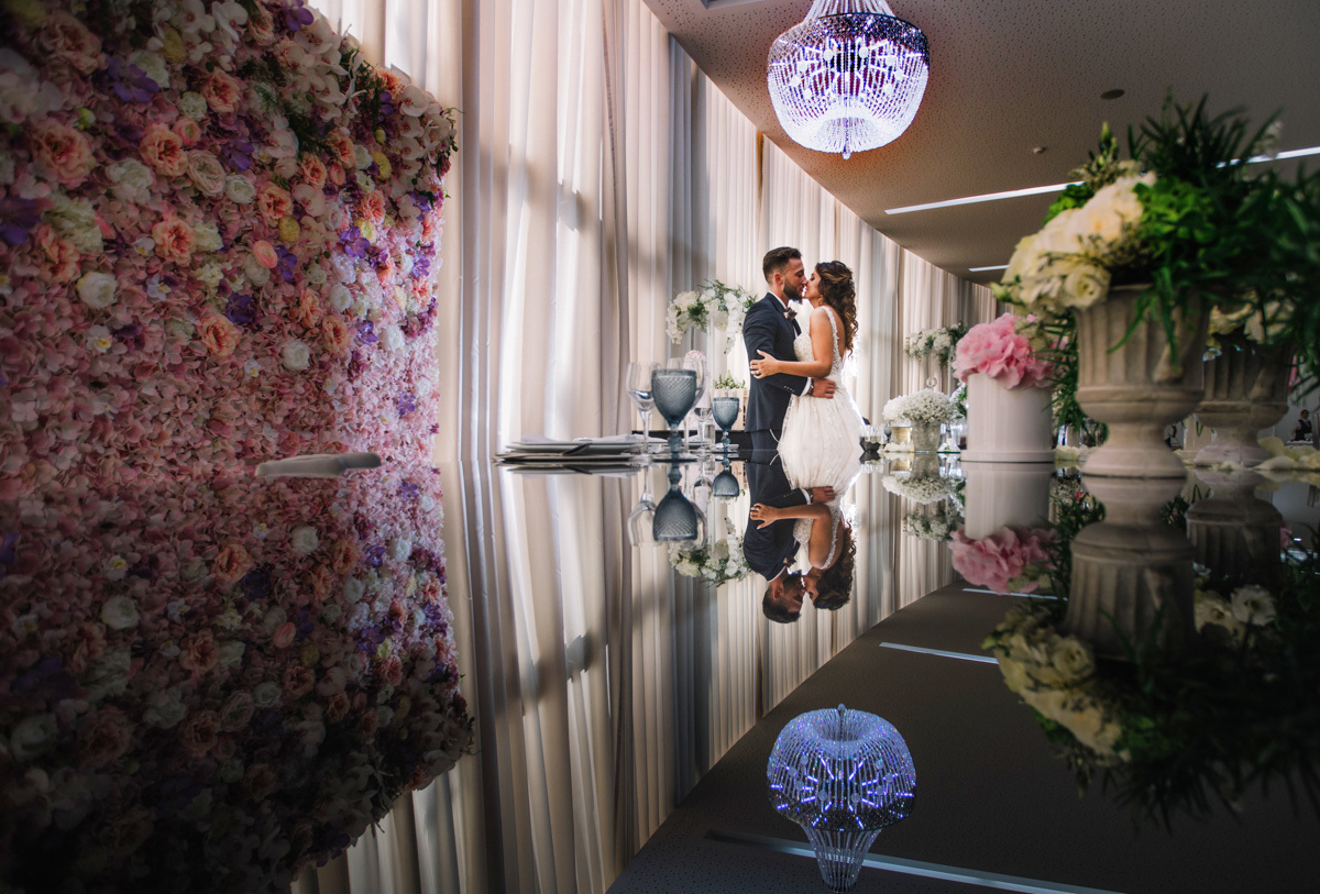 noivos na casa de anciães