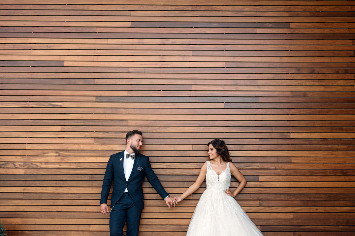 noivos fazem sessão de casamento na quinta