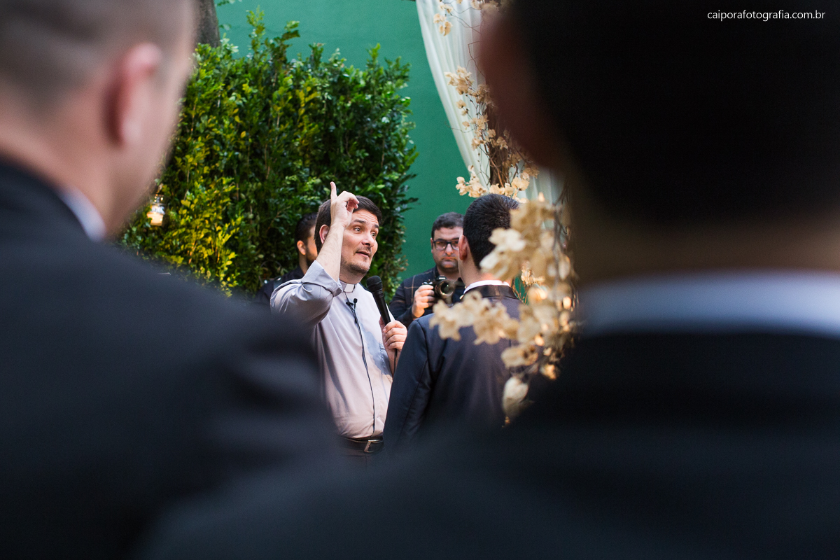 Cerimonia de casamento registrado pelo fotógrafo de casamentos RJ Caipora fotografia