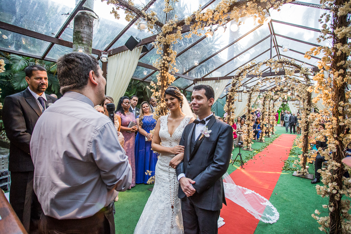 Cerimonia de casamento registrado pelo fotógrafo de casamentos RJ Caipora fotografia