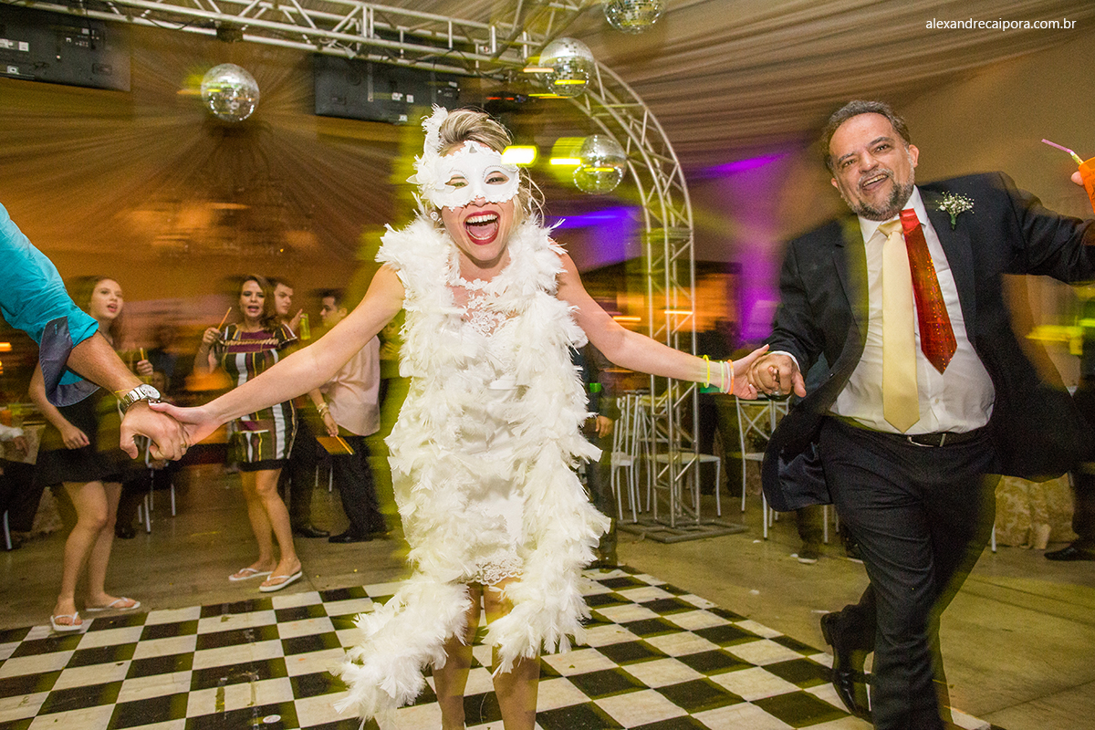 noiva-festa-pista-de-dança