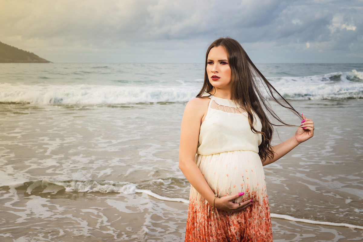 Ensaio de Gestante - Ensaio de Gestante Praia de Grumari, RJ -Gestante Rafaela