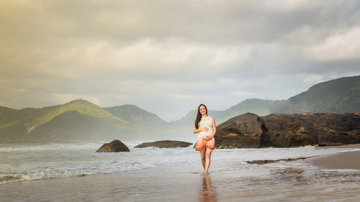 Ensaio de Gestante - Ensaio de Gestante Praia de Grumari, RJ -Gestante Rafaela