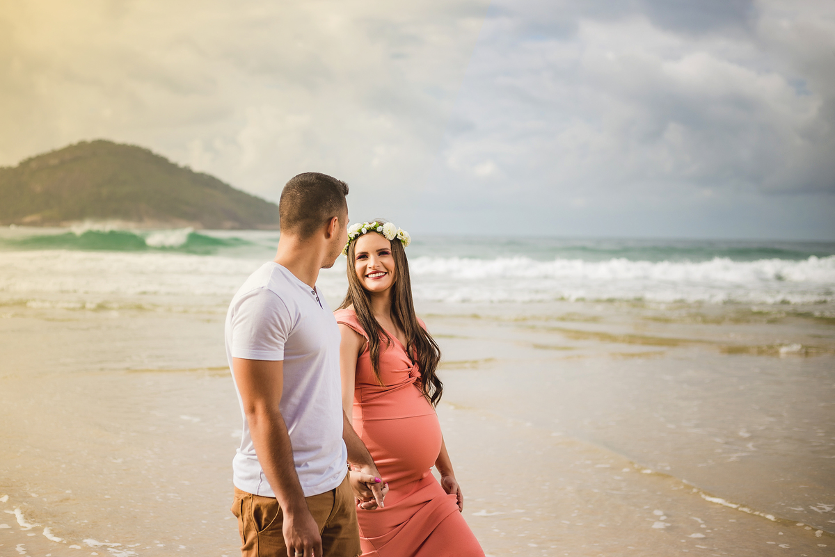 Ensaio de Gestante - Ensaio de Gestante Praia de Grumari, RJ -Gestante Rafaela