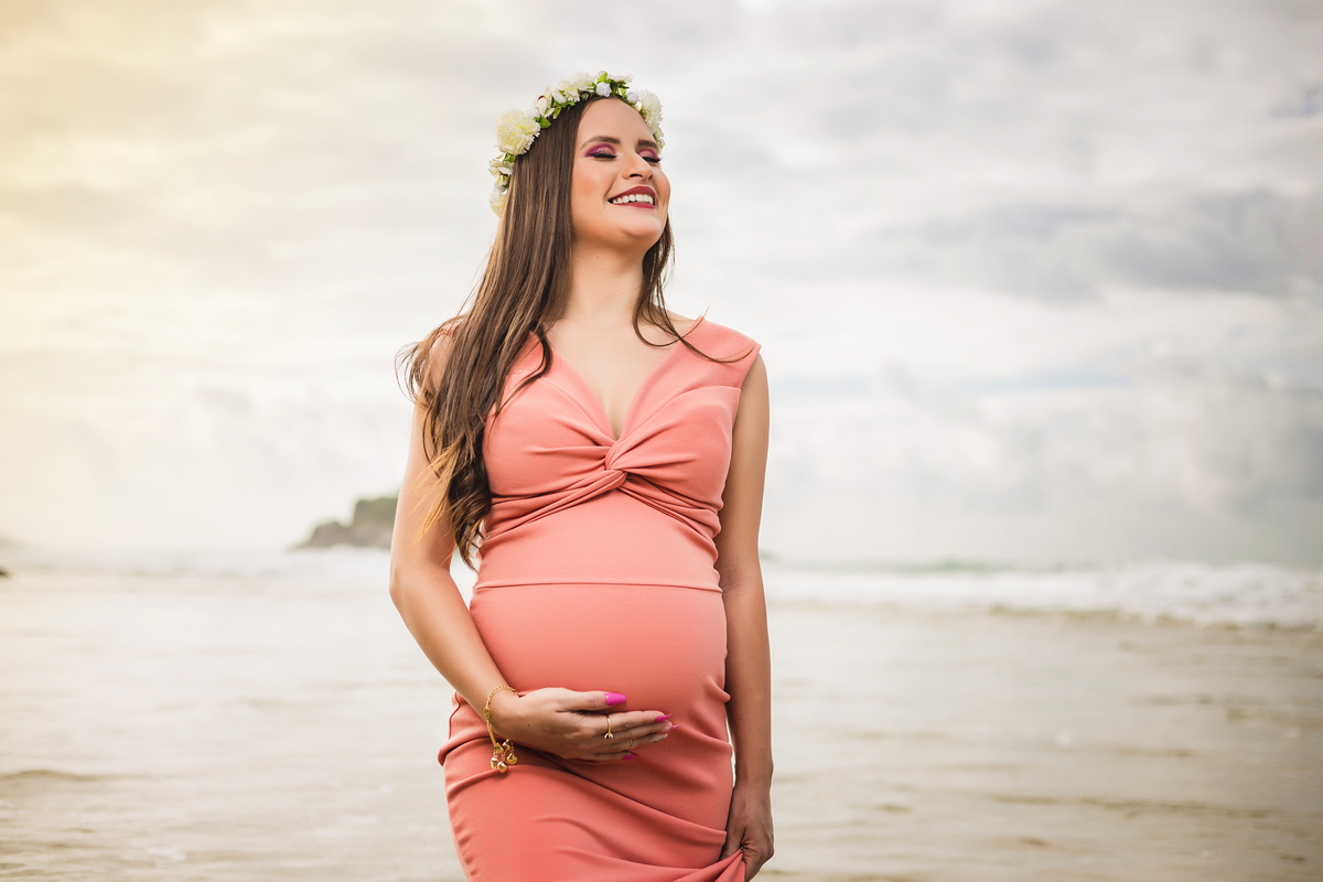 Ensaio de Gestante - Ensaio de Gestante Praia de Grumari, RJ -Gestante Rafaela