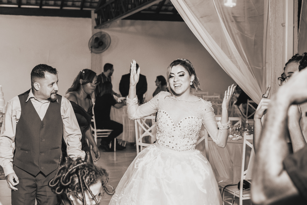 Fotografia de casamento - Casamento Iris e Lucas. Casamento lindo! Cada momento é único e especial!